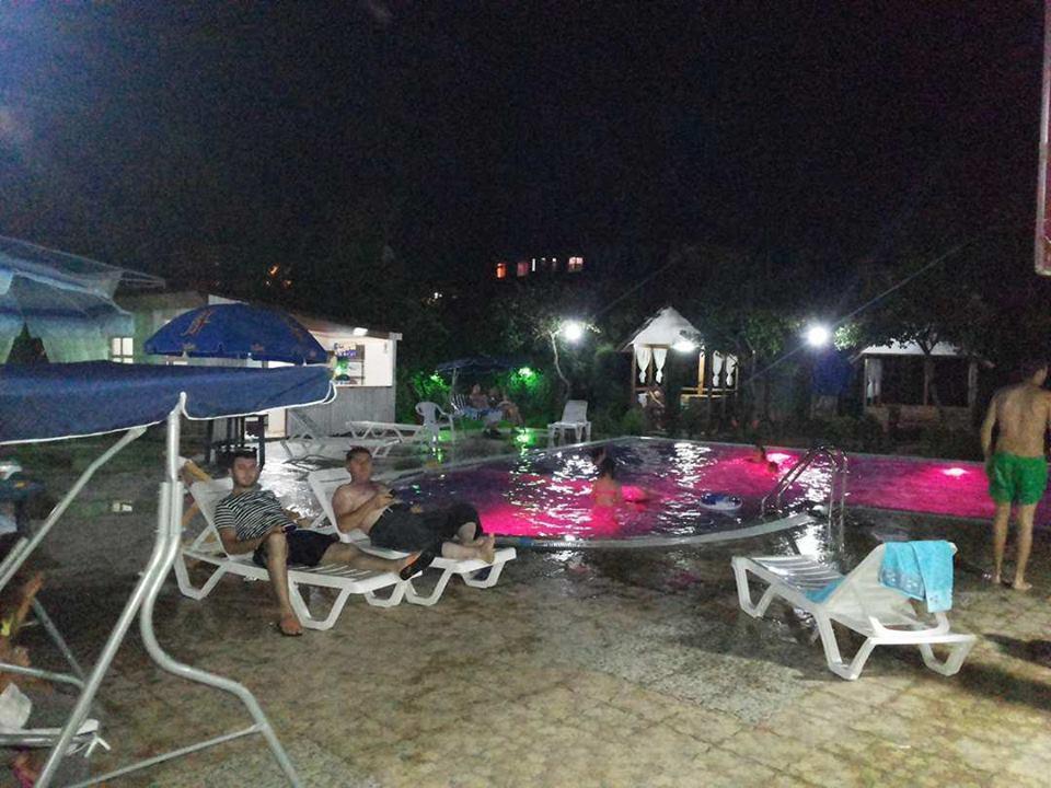 Гостевой дом Квариати Гранд Гонио Экстерьер фото